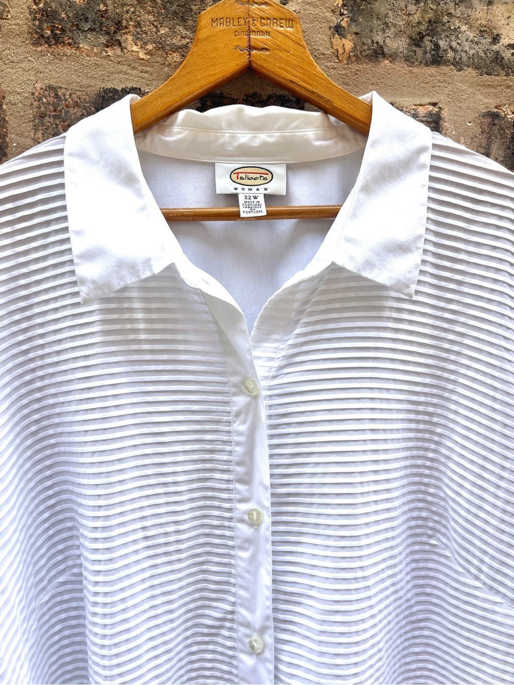 Talbots Textured 100% Cotton Button Down Blouse White Size 22W - Picture 2 of 9